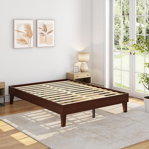Yaheetech Queen Bed Frame Natural Solid Wood Platform Bed with Wooden — Build quality and design details up close